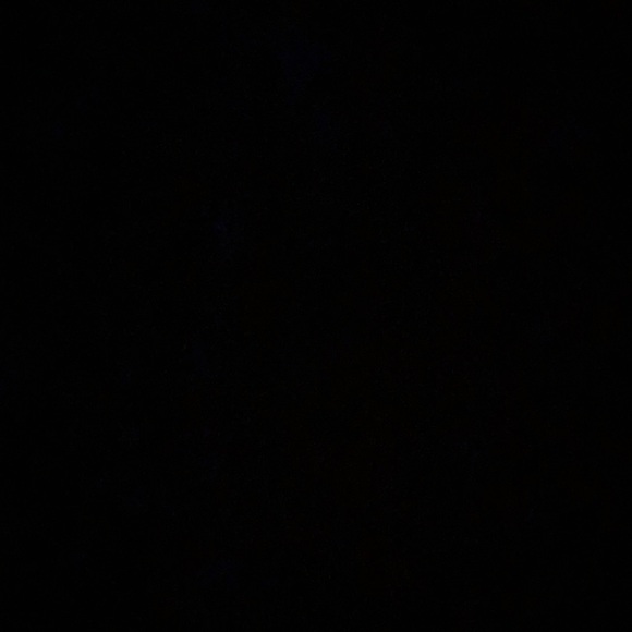 Meet your Posher, Laura - Picture 1 of 1